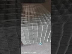 กันน้ํา ดําตกแต่งโลหะสวนแผ่นรั้วตั้งสําหรับเตียงดอกไม้ 32 นิ้ว