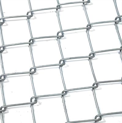 10 Gauge Hot Dipped Galvanized Chain Link Fence for Farm and Field Security