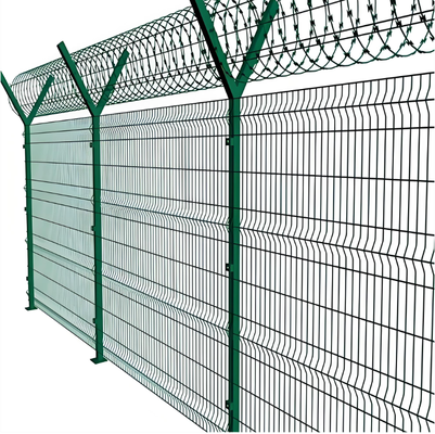 แผงรั้วรักษาความปลอดภัย V Mesh โค้ง 3 มิติ สูง 6 ฟุต เคลือบ PVC กัลวาไนซ์ สีเขียว RAL6005 ขนาดรู 50x200 มม. ระบบป้องกันการปีนป่าย